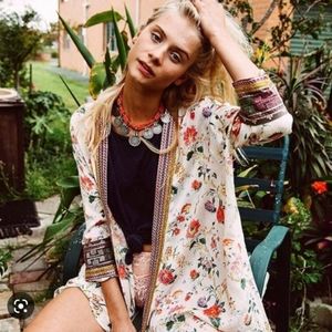 Arnhem Moonshine Porcelain Kimono